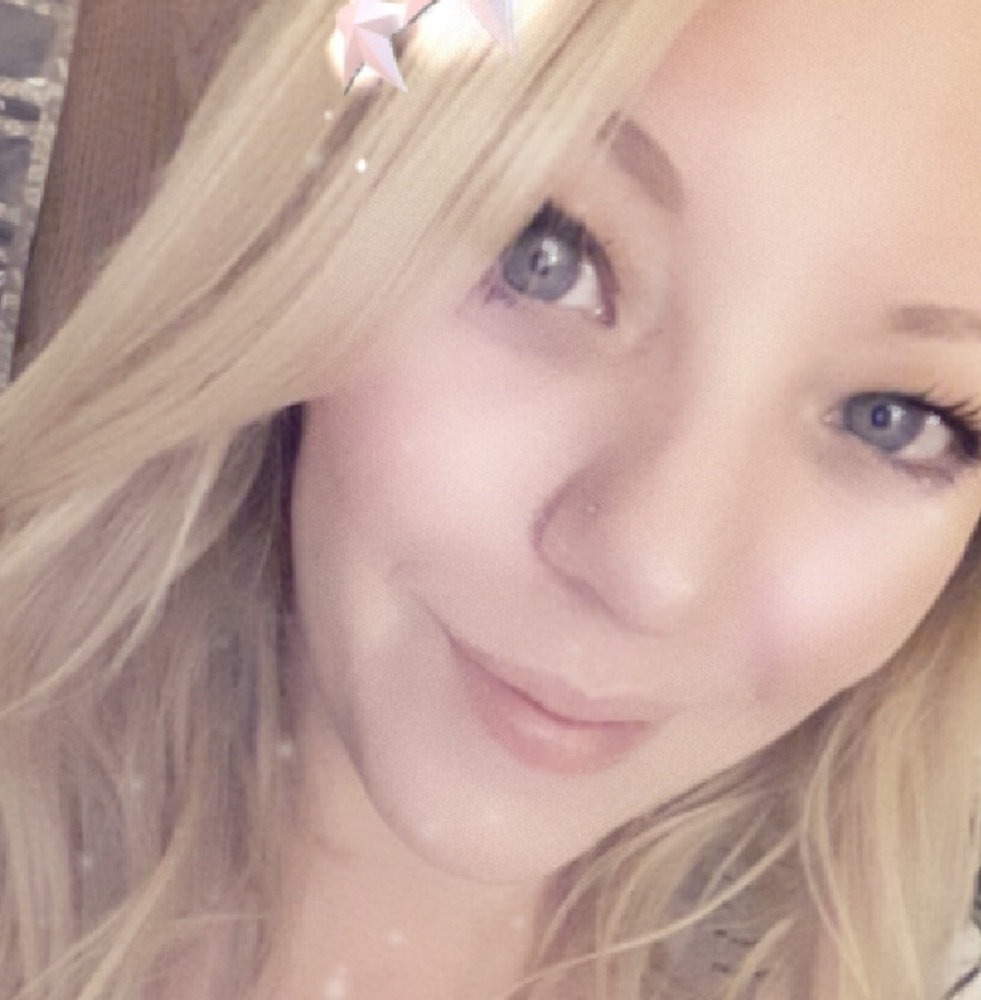 Meet your Posher, Vanessa